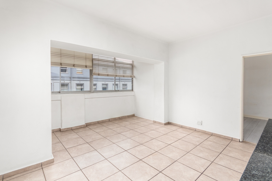 2 Bedroom Property for Sale in Zonnebloem Western Cape